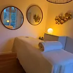 Arthus Thamarys Apartment Pierrefonds